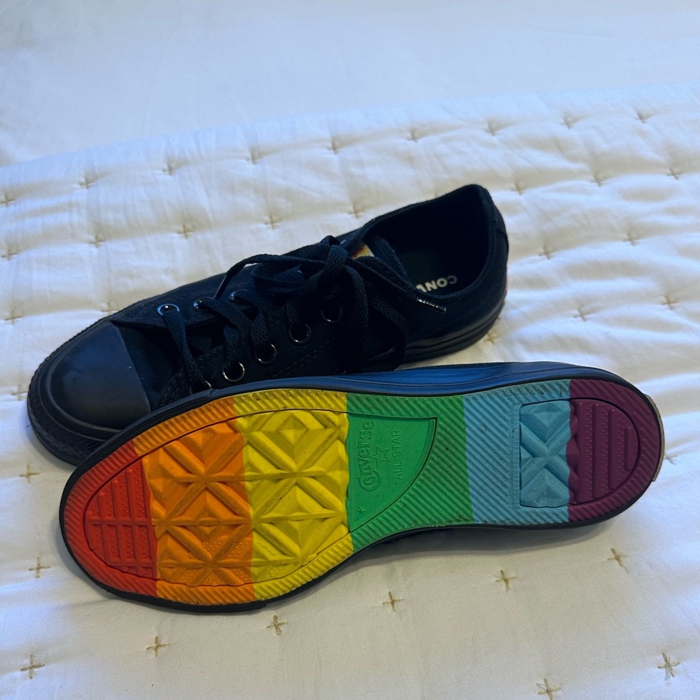 CUSTOM, rainbow converse. 🌈
